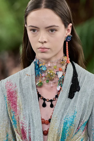 Look 116